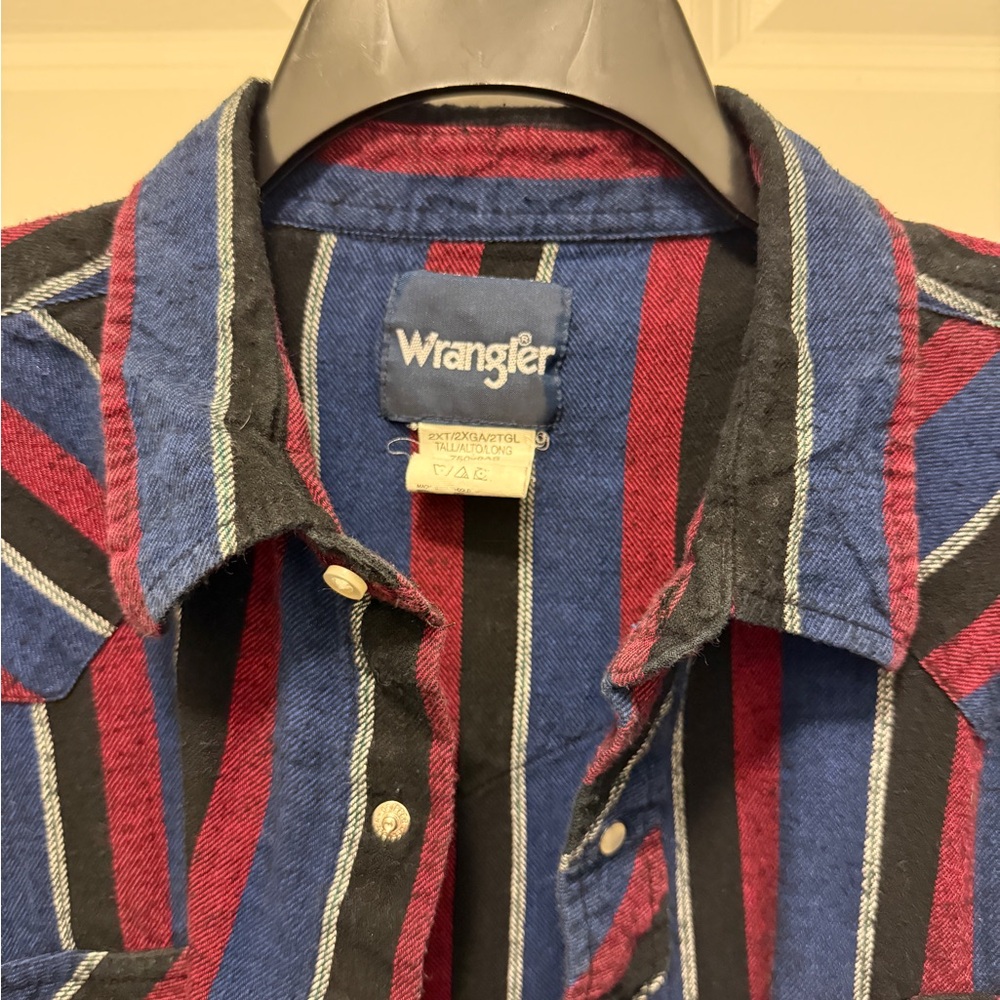 Wrangler Multi-Color Plaid Shirt - Picture 4 of 4